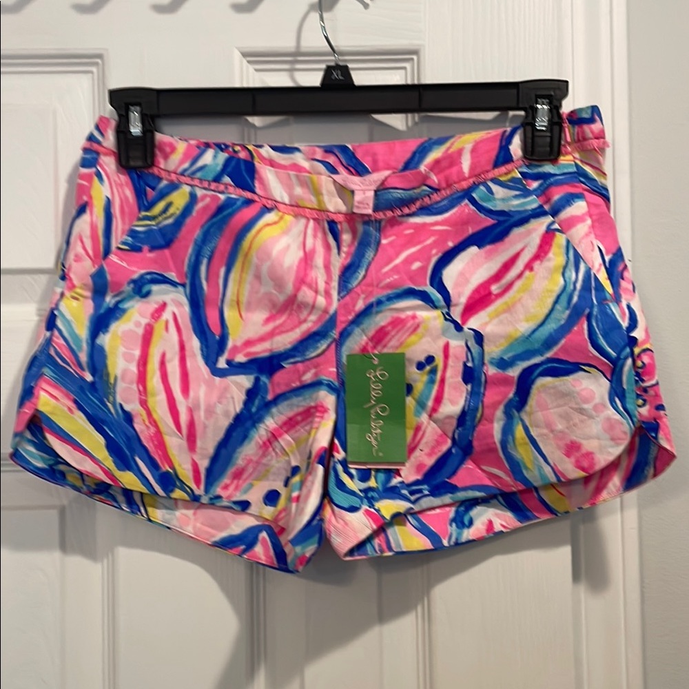 Lilly Pulitzer Pink and Blue Athletic Shorts Vibrant Floral Design size 2 NWT